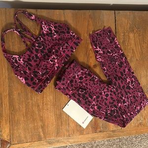 Lululemon NWT matching leopard print leggings and sports bra